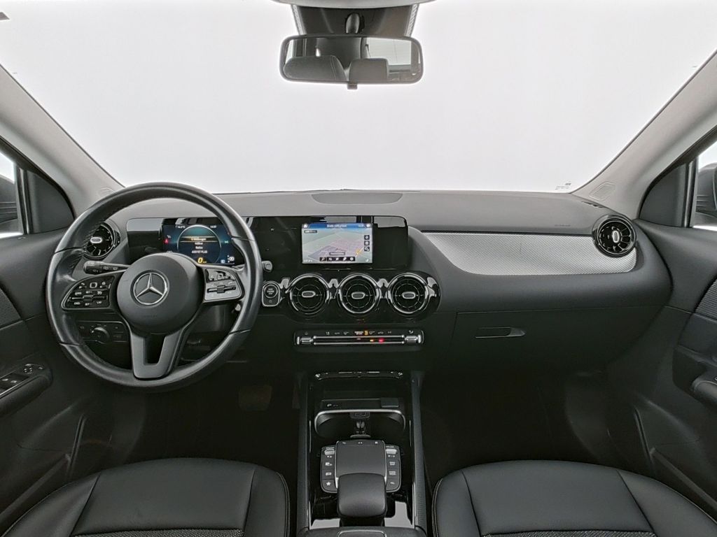 Mercedes-Benz GLA 180 2022