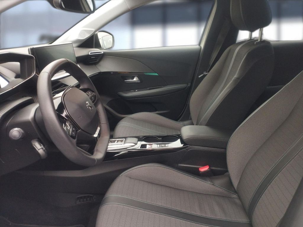 Peugeot 208 2023