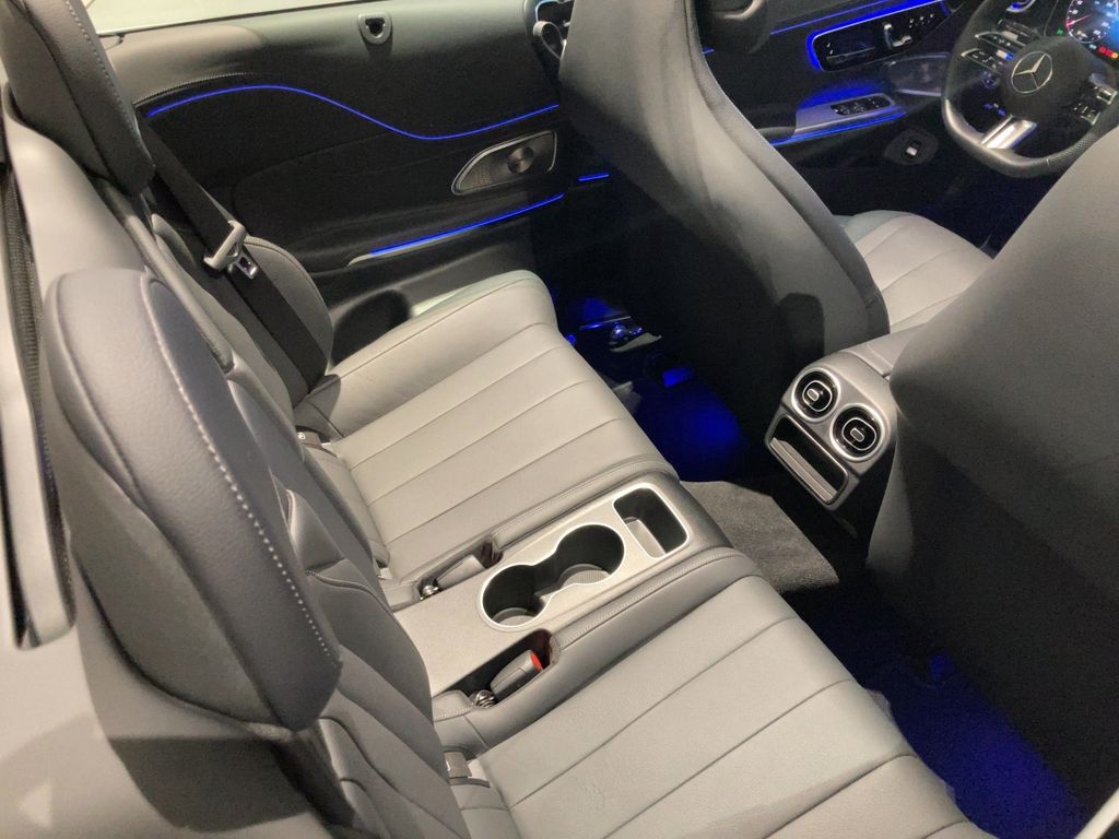 Mercedes-Benz CLE 200 2025