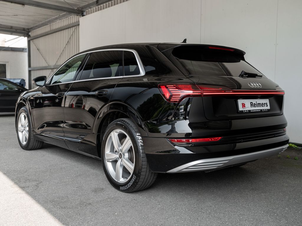 Audi e-tron 2022