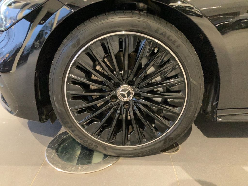 Mercedes-Benz CLE 200 2025