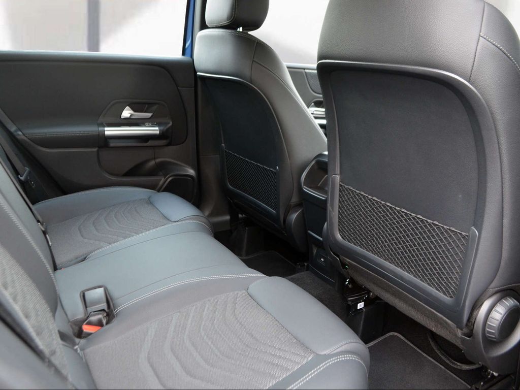 Mercedes-Benz B 250 2024