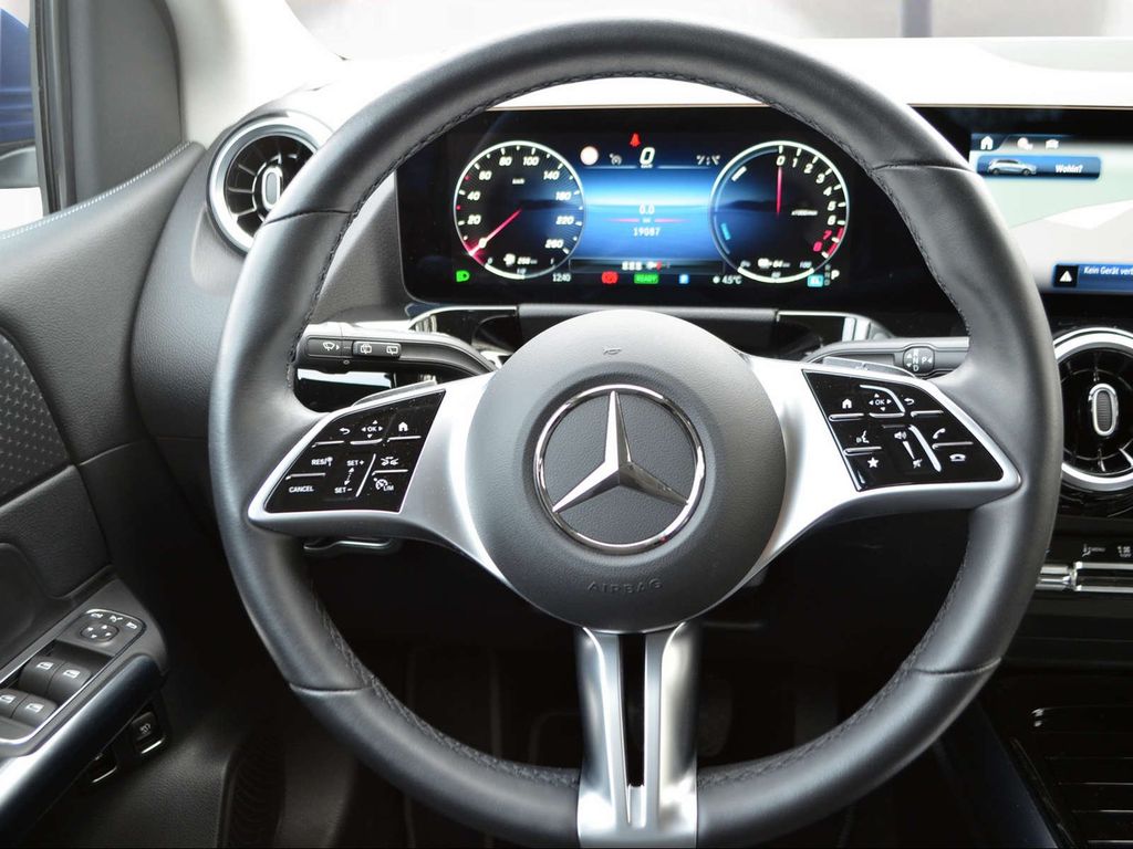 Mercedes-Benz B 250 2024