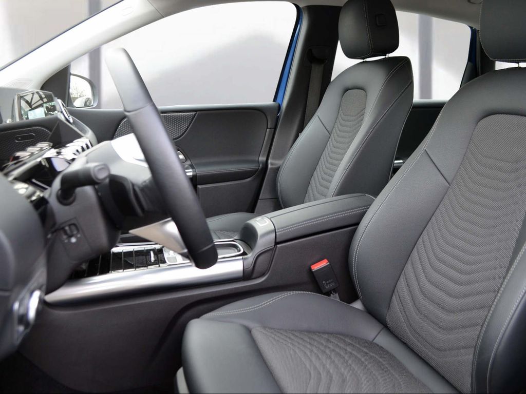 Mercedes-Benz B 250 2024