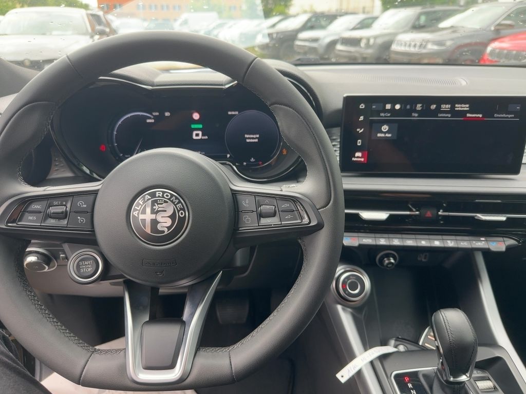 Alfa Romeo Tonale 2023