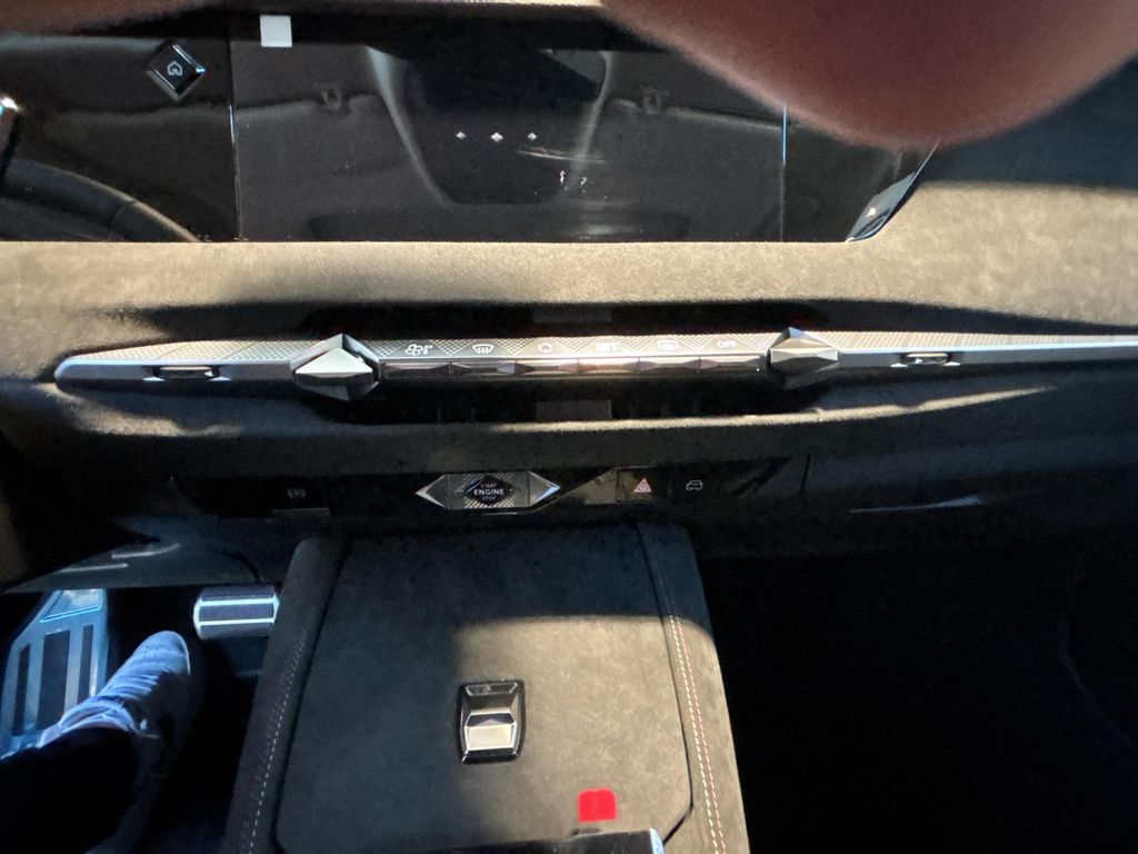 DS Automobiles DS4 2025