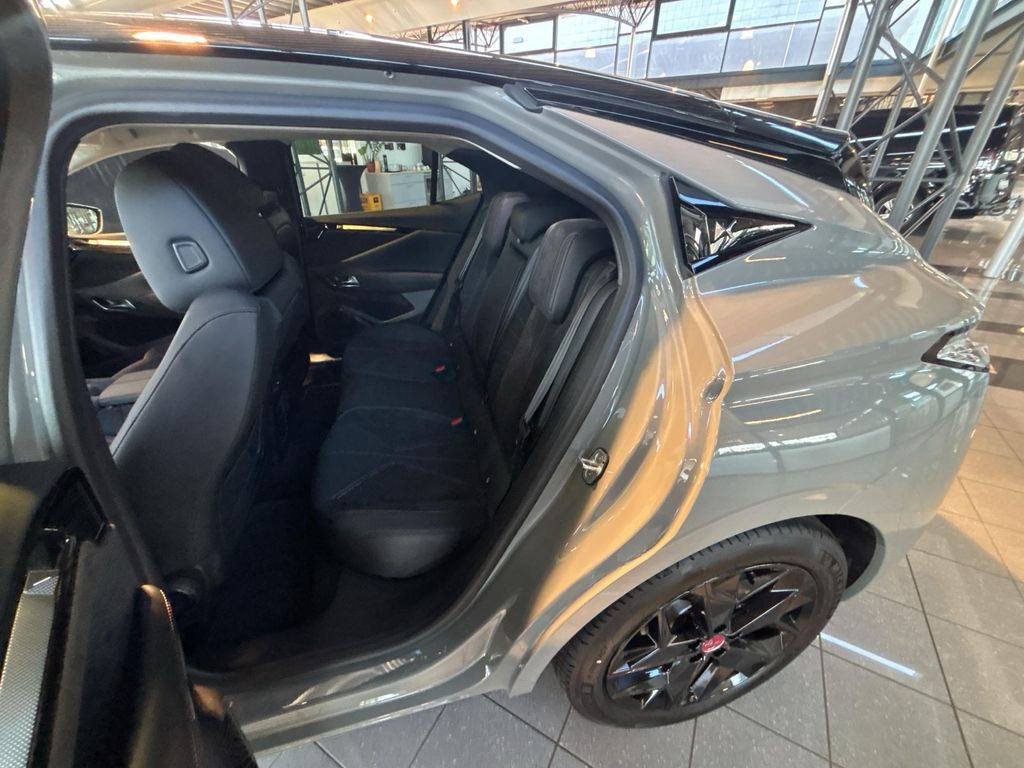 DS Automobiles DS4 2025