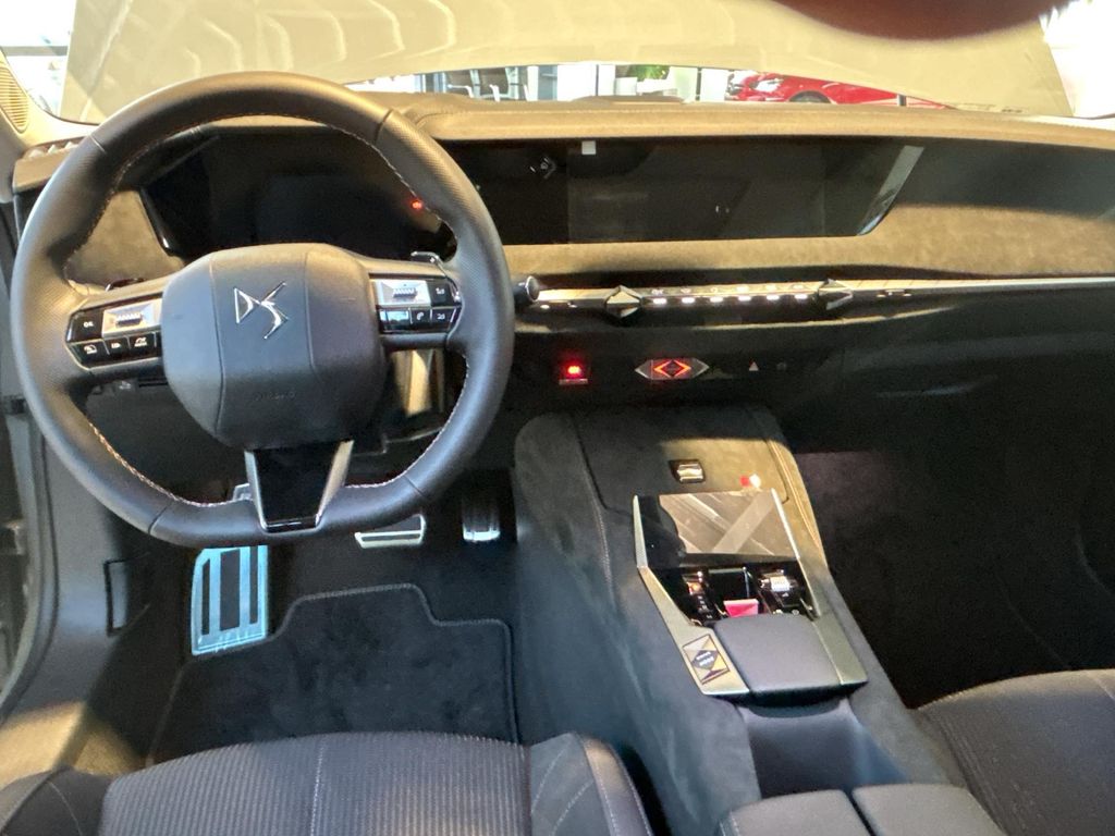 DS Automobiles DS4 2025