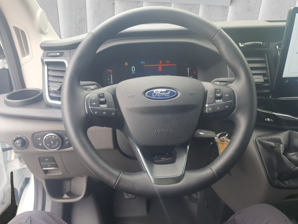 Ford Transit 2025