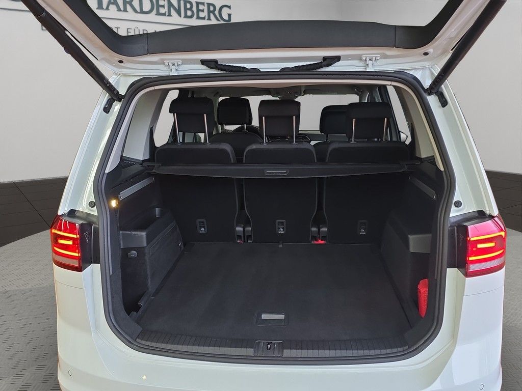 Volkswagen Touran 2023