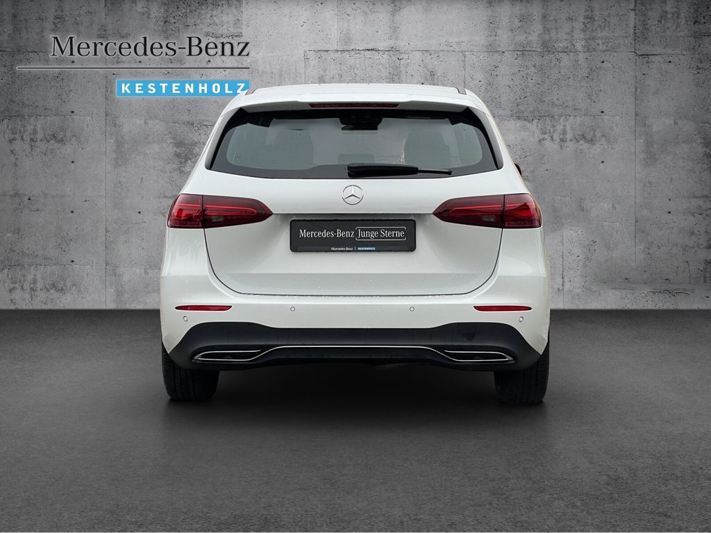 Mercedes-Benz B 220 2023
