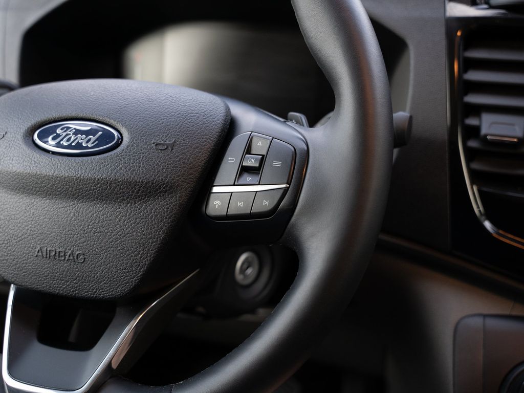 Ford Transit 2024