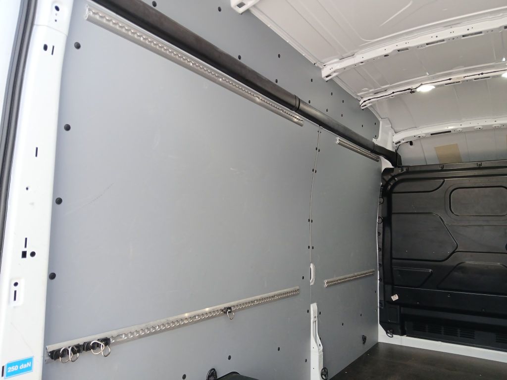 Ford Transit 2024