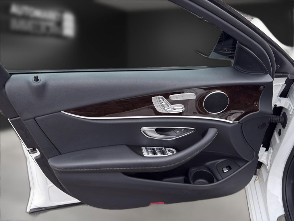 Mercedes-Benz E 300 2021