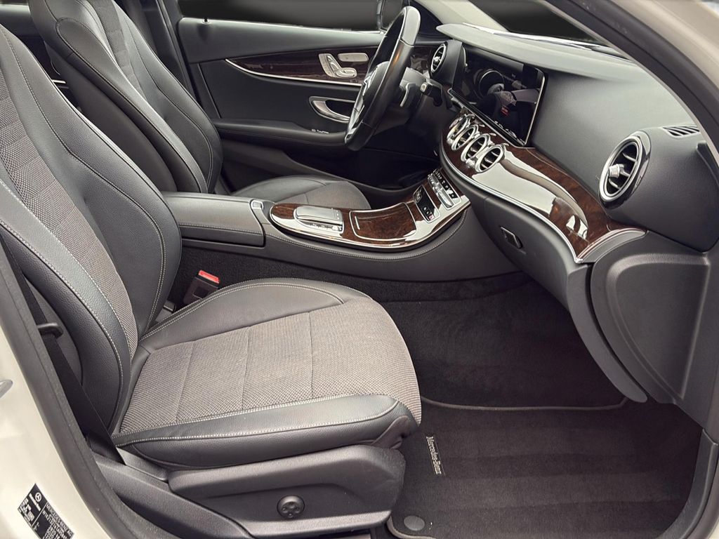 Mercedes-Benz E 300 2021