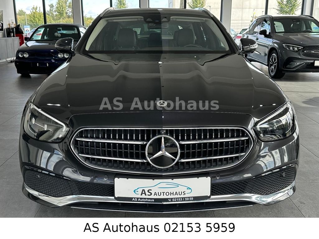 Mercedes-Benz E 300 2022