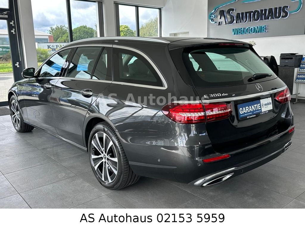 Mercedes-Benz E 300 2022