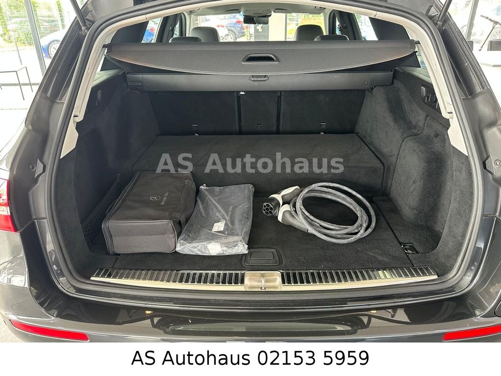 Mercedes-Benz E 300 2022