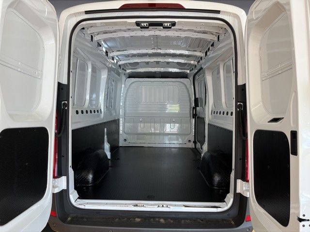 Maxus Deliver 9 2025