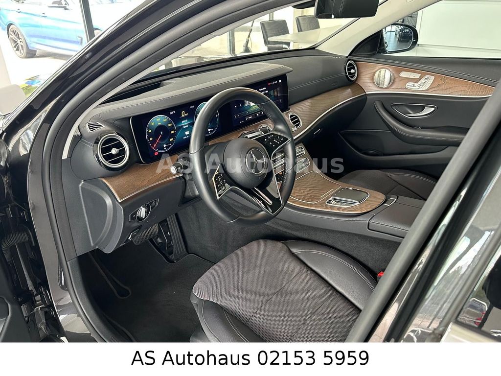 Mercedes-Benz E 300 2022