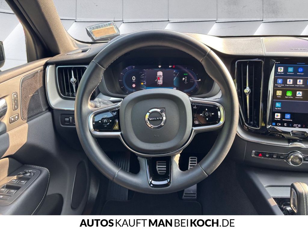 Volvo XC60 2022