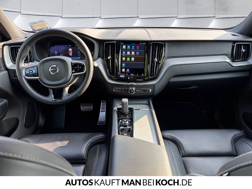 Volvo XC60 2022