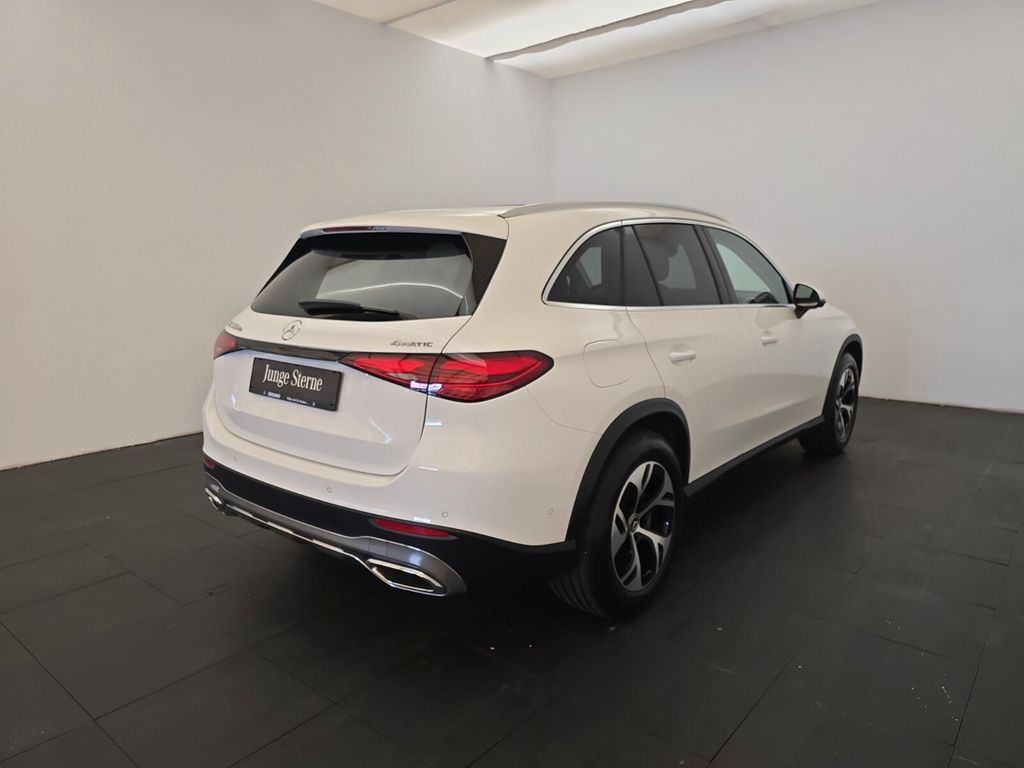 Mercedes-Benz GLC 300 2023