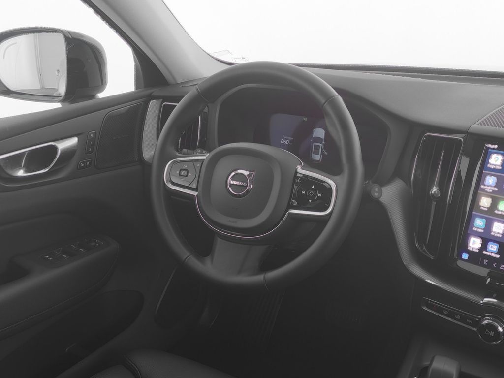 Volvo XC60 2025