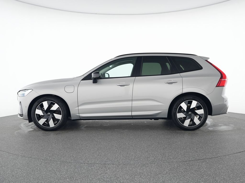 Volvo XC60 2025