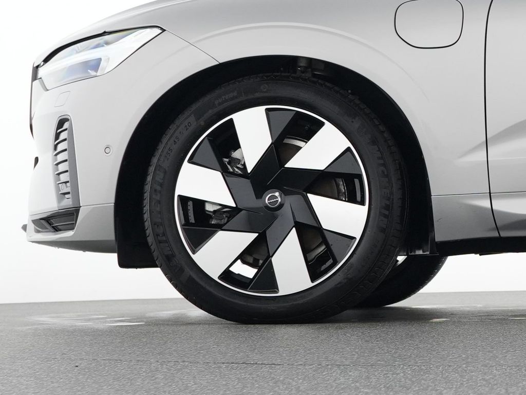 Volvo XC60 2025