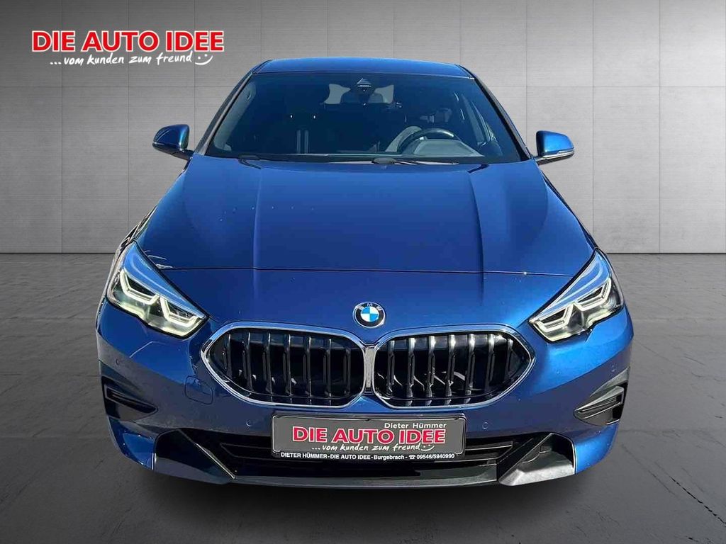 BMW 216 2023