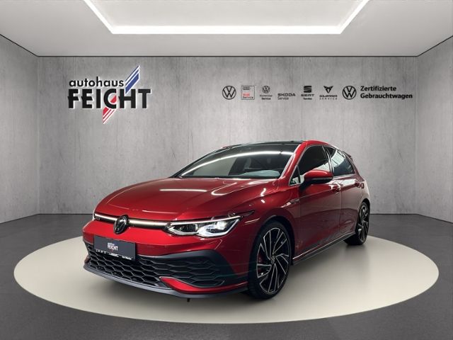 Volkswagen Golf 2024