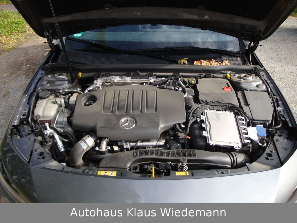 Mercedes-Benz A 220 2024