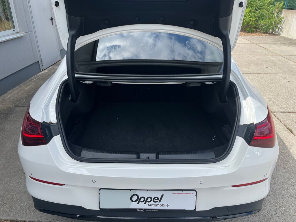 Mercedes-Benz CLA 180 2024