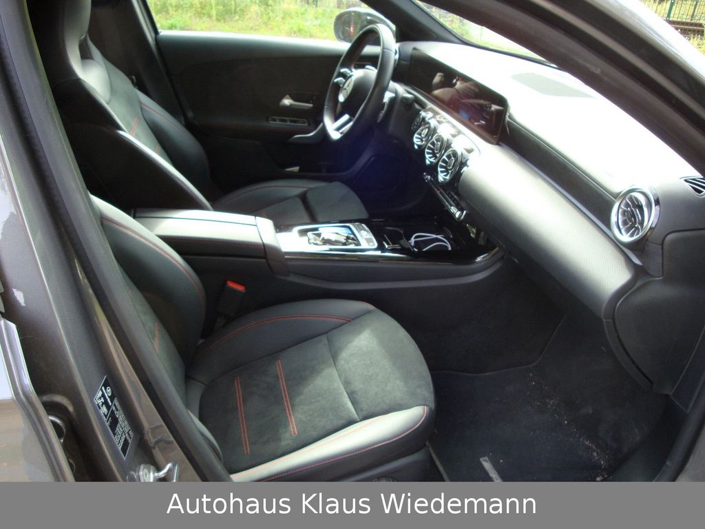 Mercedes-Benz A 220 2024