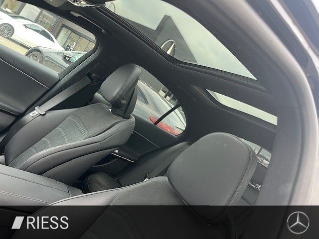 Mercedes-Benz E 300 2025