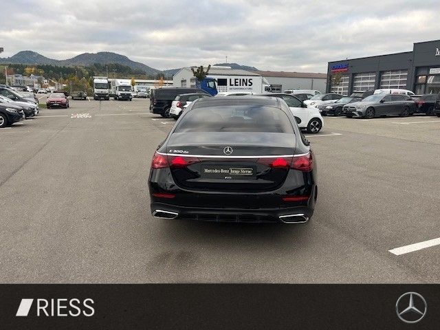 Mercedes-Benz E 300 2025