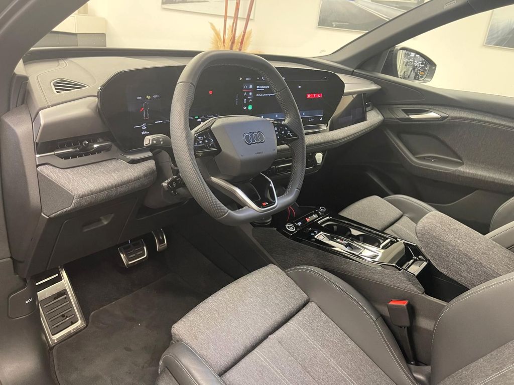Audi Q6 e-tron 2025