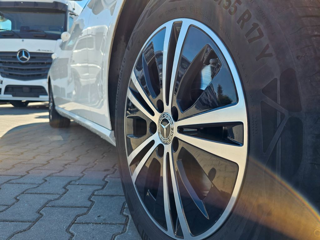 Mercedes-Benz E 220 2021