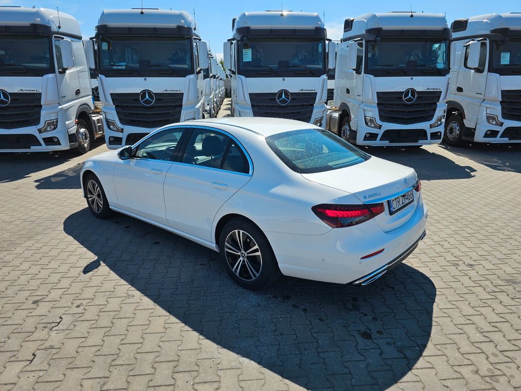 Mercedes-Benz E 220 2021