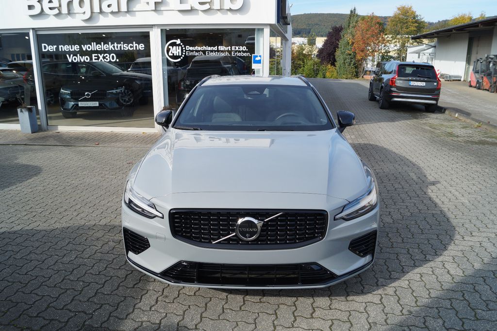 Volvo V60 2025