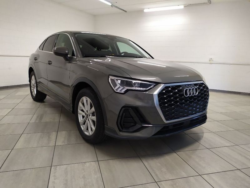 Audi Q3 2021