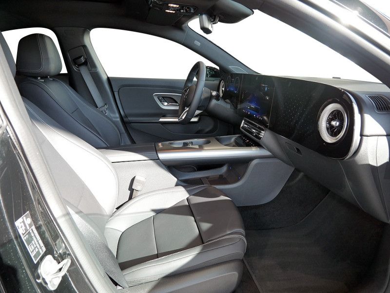 Mercedes-Benz CLA 250 2025