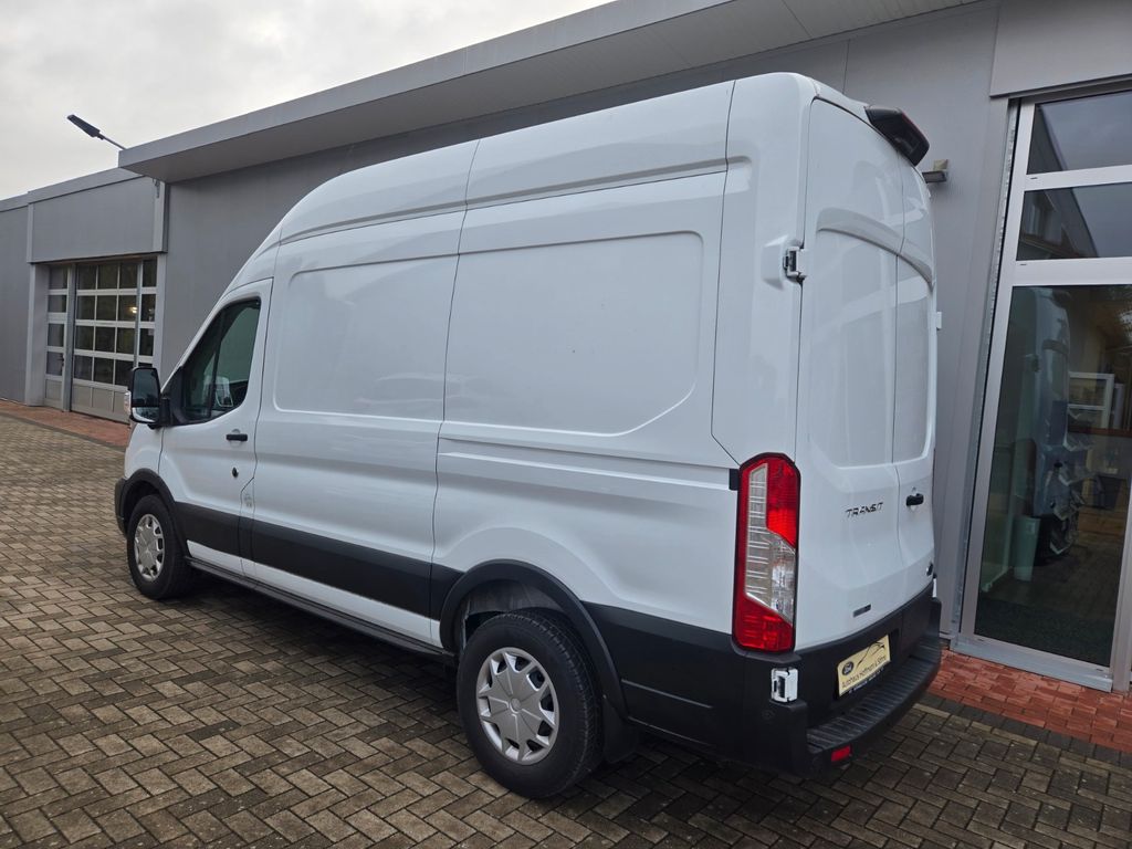 Ford Transit 2024