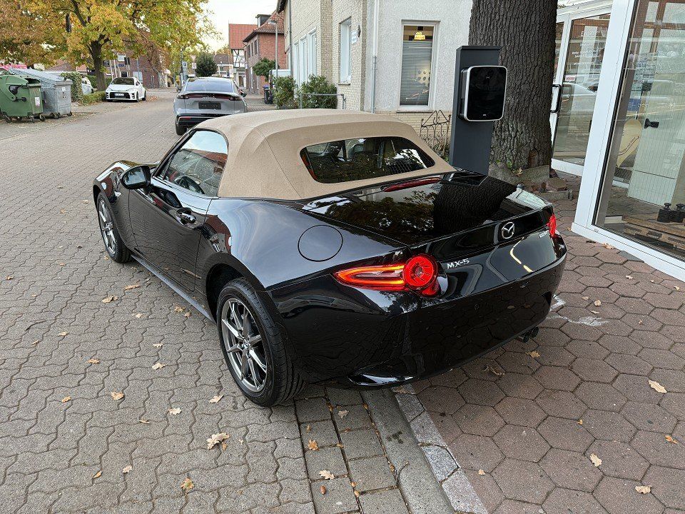 Mazda MX-5 2025