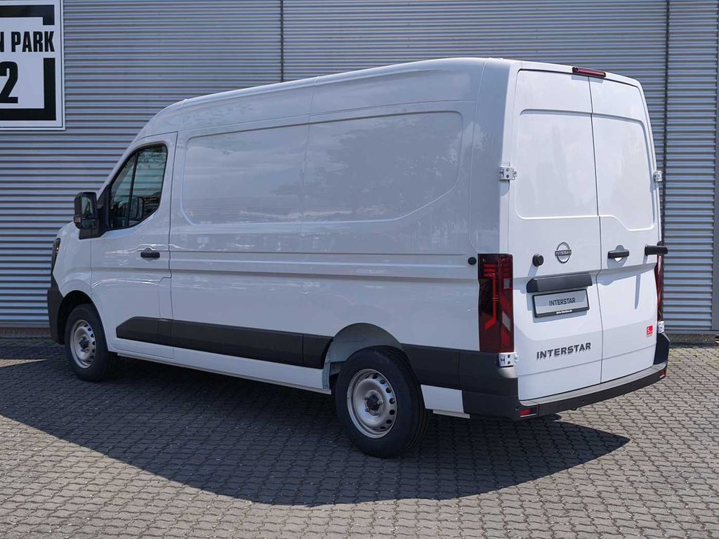 Nissan Interstar