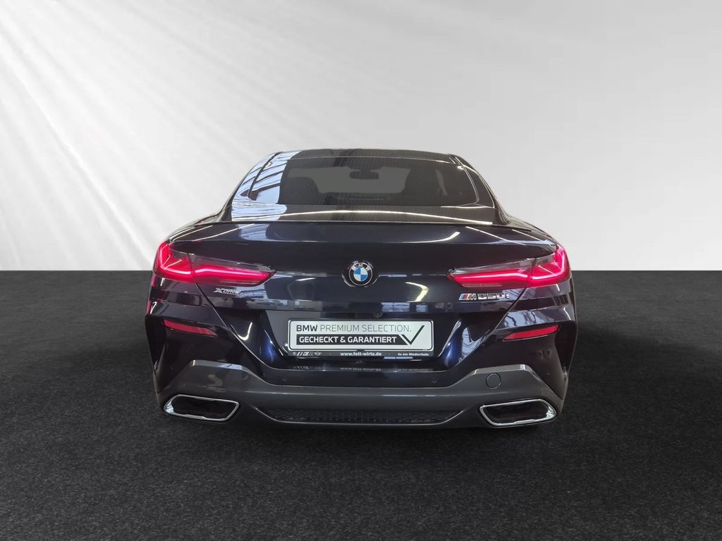 BMW M850 2022
