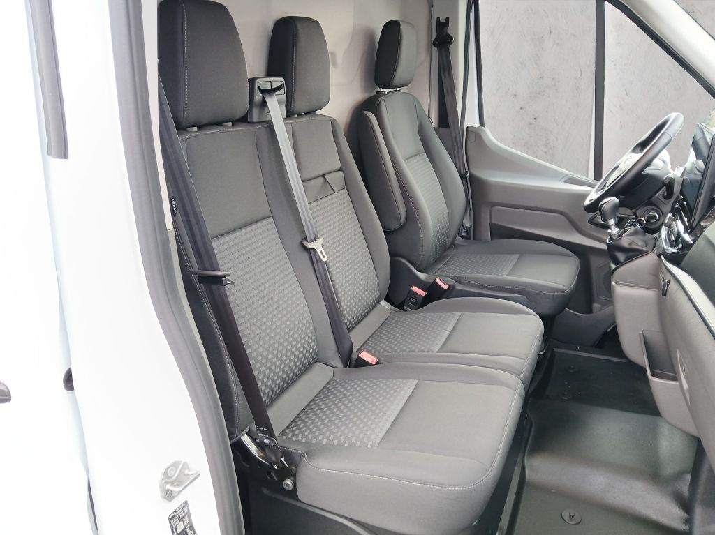 Ford Transit 2025