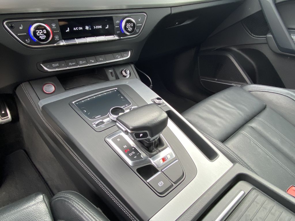 Audi SQ5 2020