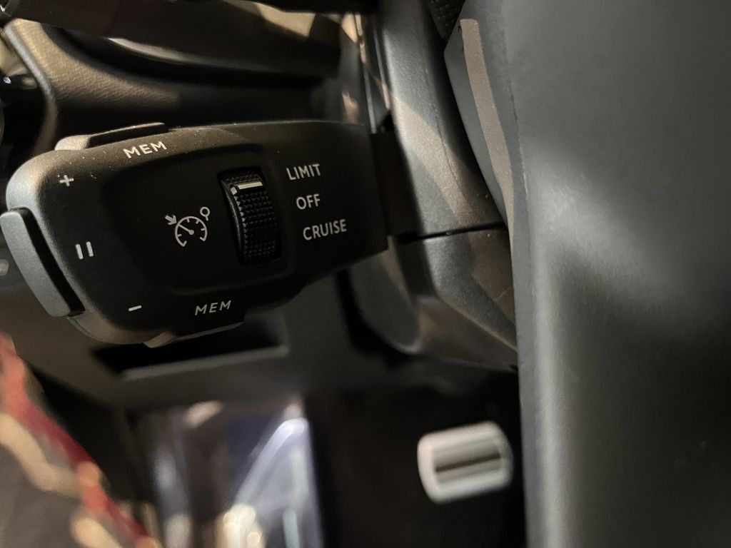 DS Automobiles DS7 (Crossback) 2025